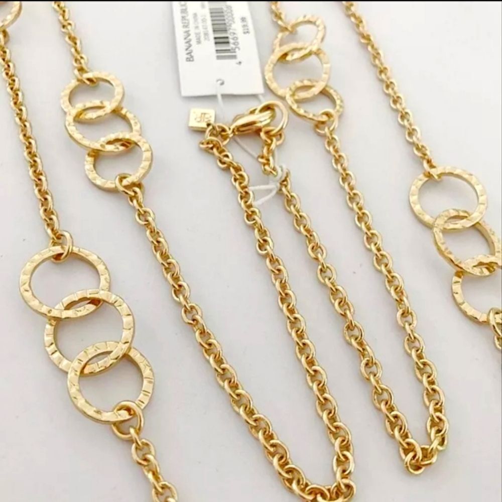 BANANA REPUBLIC GOLD TONE 42" NECKLACE NWT